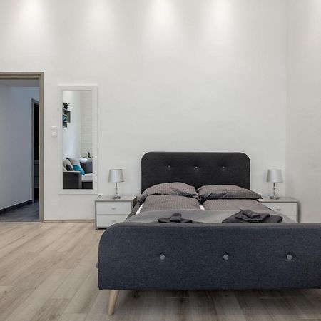 Elegant Studio In Central Budapeszt Zewnętrze zdjęcie